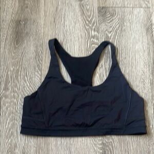 Lululemon size 8 black athletic sports bra workout